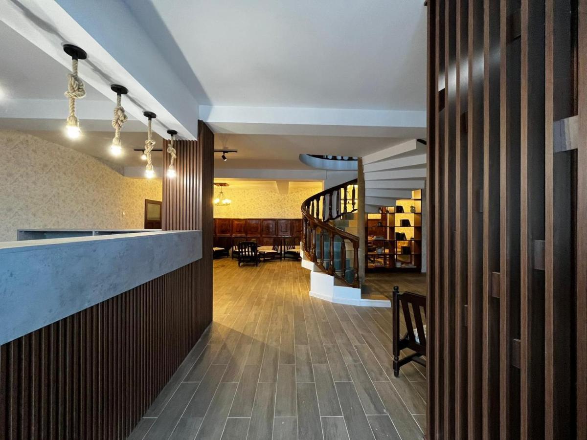 La Conac Otel Nufaru Dış mekan fotoğraf