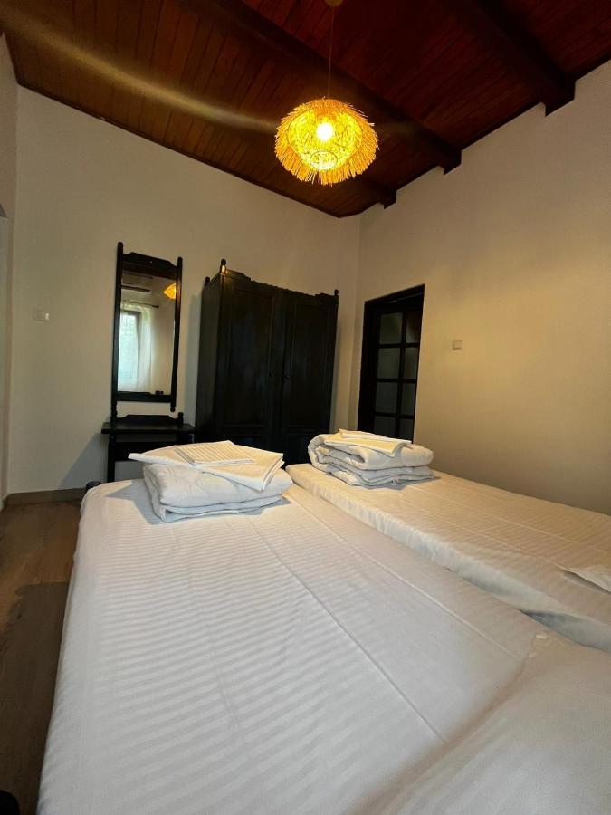 La Conac Otel Nufaru Dış mekan fotoğraf