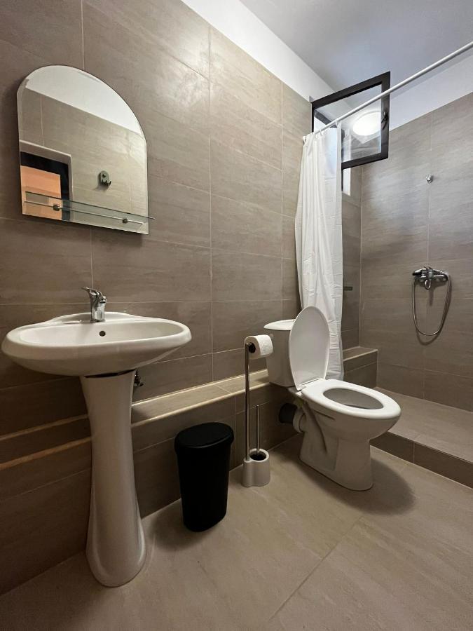 La Conac Otel Nufaru Dış mekan fotoğraf