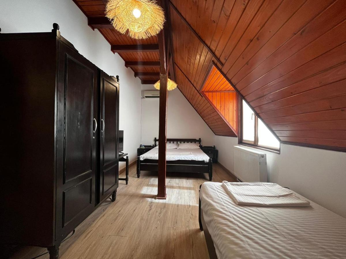 La Conac Otel Nufaru Dış mekan fotoğraf