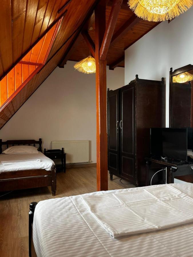 La Conac Otel Nufaru Dış mekan fotoğraf